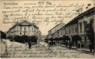 1916 Besztercebánya, Banská Bystrica; Bethlen Gábor utca, Kemény Dávid üzlete, Hungária szálloda és kávéház. Machhold F. kiadása / street, shop, hotel and cafe + BESZTERCZEBÁNYA KOCSIPOSTA