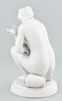 Női akt szobor, biszkvit porcelán, jelzéssel, kis kopottsággal, m: 23,5 cm