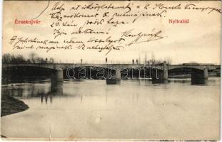 1907 Érsekújvár, Nové Zámky; Nyitra híd. Schönberger Manó kiadása / Nitra bridge (szakadás / tear)