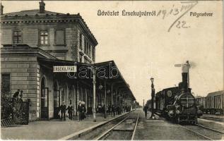 Érsekújvár, Nové Zámky; vasútállomás, gőzmozdony, vonat. Winter Emil kiadása / railway station, locomotive, train