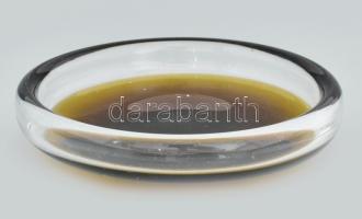 cca 1960 Sulo Grönberg üveg kínáló, Finnország, jelzés nélkül, kis kopásokkal, d: 21 cm