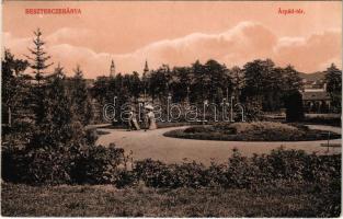 1917 Besztercebánya, Banská Bystrica; Árpád tér. Machold F. kiadása / park square