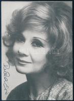 Ruttkai Éva (1927-1986) színésznő aláírása egy őt ábrázoló nyomaton