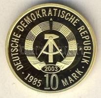 NDK 1985. 10M "A fasizmus felett aratott győzelem 40. évfordulója" Au (0,585) 3,5g újveret...