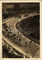 Osztapenko kerékpáros emlékverseny. Képzőművészeti Alap Kiadóvállalat. Magyar Foto, Bojár Sándor / Hungarian bicycle race, Ostapenko Memorial Contest (EK)