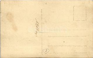 Budapest VI. Bethlen Gábor szobra földgömbbel letakarva a Köröndön, Tanácsköztársaság kikiáltásának ...