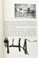 Pettkó-Szandtner Tibor: A magyar kocsizás. Bp., 1931., Szerzői kiadás, 287+4 p.+XVII (14 színes tábl...