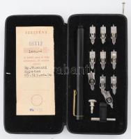 Markant tuskészlet eredeti dobozában.