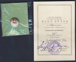 1949 Bozó Gyula festőművész számára kiállított vígszínházi törzsgárda okirat jelvénnyel