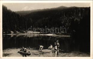 1940 Hoverlai-gát, fürdőzők tutajon. Feig Bernát kiadása / bathing people on raft