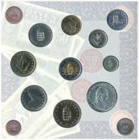 1997. 50f-200Ft (10xklf) "Magyarország pénzérméi" forgalmi sor dísztokban. A tokon a ragas...