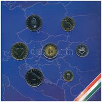 2004. 1Ft-100Ft (8xklf) forgalmi sor szettben, benne 2004. 50Ft "Magyarország az EU tagja"...