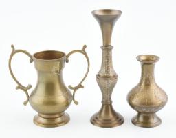 3 darab indiai réztárgy, váza, gyertyatartó, jelzéssel, m: 12-20 cm