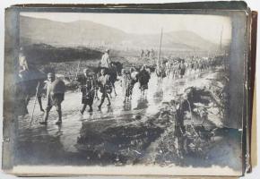 1917-1918 A k.u.k. 17. honvéd gyalogezred katonái caporettói áttörés utáni előrenyomuláskor, a Piave...