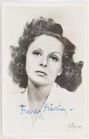 Mezey Mária színésznő autográf aláírása, őt magát ábrázoló fotólapon