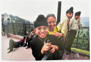 India. Istenek gyermekei. Children of Gods. Szerk.: Rajsli Emese. Szöveg: Hidas Gergely, Kiss Csaba,...