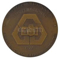 Portugália 1976. III. Nemzetközi Fotókiállítás bronz emlékérem dísztokban (59mm) T:AU Portugal 1976. III Sal?o de Fotografia bronze medallion in case (59mm) C:AU