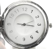 Tükrös fedelű női divat karóra. Kvarc szerkezettel, szilikon pánttal. d: 39 mm