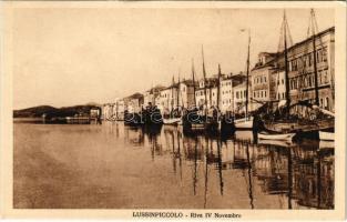 Mali Losinj, Lussinpiccolo; Riva IV Novembre / port, ships