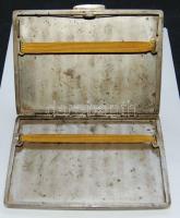1920-as évek ezüst (Ag) cigarettatárca, rámontírozott vallásos jelképpel 182g