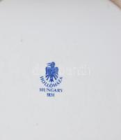 25. MOM Kupa emlékére 1987 szept 19-20. Hollóházi porcelán emlékplakett, eredeti dobozában 
Prov.: ...