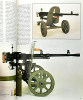 Frederick Myatt: Korszerű kézifegyverek. Bp., 1993, Zrínyi. Gazdag képanyaggal illusztrálva. Kiadói ...