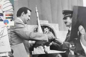 Űrhajózás - 1980. Farkas Bertalan első magyar űrhajóst, parancsnokát, Valerij Kubászovot és másokat ...