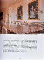 Mária Terézia emlékkönyv. Szerk.: Bódvai András. Semjén Zsolt és Habsburg György előszavával. Bp., é...