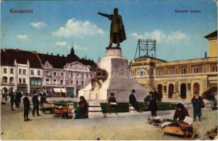 1914 Kecskemét, Kossuth szobor, piac, Fuchs Samu üzlete. Komor Gyula kiadása (EK)