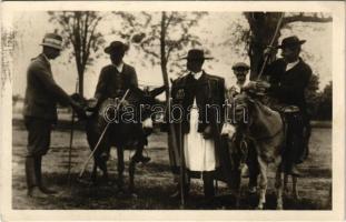 1935 Debrecen, Juhászok szamáron a debreceni vásárban