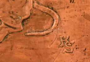 RS jelzéssel: Kutyák (tacskók) réz dombormű. 24x18 cm Jelzett. Keretben