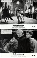 cca 1985 ,,Sólyomasszony" című amerikai kalandfilm jelenetei és szereplői, 9 db vintage produkc...