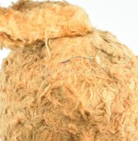 Régi szalma mackó, korának megfelelő állapot, egyik füle sérült, m: 40 cm