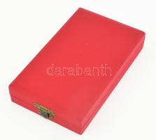 1964. "A Munka Érdemrend" bronz fokozata, zománcozott bronz kitüntetés mellszalagon, minia...