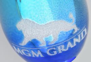 MGM Grand üveg váza. 24 cm