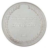 2012. "Szegedi Tudományegyetem - UNIVERSITAS SCIENTIARUM SZEGEDIENSIS" peremen jelzett Ag ...