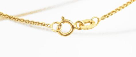 Arany (Au) 14 K anker nyaklánc, mintás szív függővel, jelzett, h: 42,5 cm, 1,7×1 cm, nettó: 3,5 g