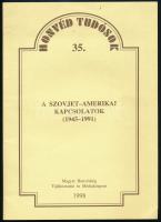 Nagy László: A szovjet-amerikai kapcsolatok katonapolitikai aspektusainak elemzése (1945-1991.) Honvéd Tudósok 35. Bp., 1998., MH Tájékoztatási és Médiaközpont. Kiadói papírkötés.