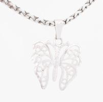 Ezüst(Ag) fantáziaszemes nyaklánc pillangó medállal, jelzett, h: 45,5 cm, 1,7×1,4 cm, nettó: 5,6 g
