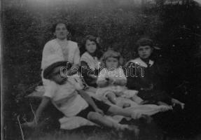 Kovács P. Fiai Kolozsvár dobozban üvegnegatívok, cca 18-20 db, 12x9 cm