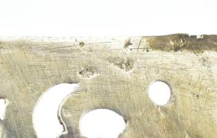 Ezüst(Ag) süteményfogó plasztikus díszítéssel, jelzett, h: 17,5 cm, nettó: 93,6 g