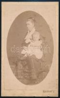 cca 1875 Anya gyermekével, keményhátú fotó Pokorny József budapesti műterméből, sarkán törésnyom, 10,5×6,5 cm