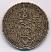 Tóth Sándor (1933-) 1982. "Bocskai István / MÉE Hajdú-Bihar Megye" bronz emlékérem (42,5mm...