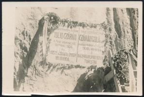 1930 Czárán Gyula nagyváradi turisták emlék barlangnál 6x9 cm