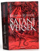 Salman Rushdie: Sátáni versek. (Bp.), 2004, Konzorcium, 686 p. Kiadói kartonált papírkötés, kiadói papír védőborítóban. A szerző, Salman Rushdie (1947- ) indiai származású brit író által aláírt példány. (A részben Mohamed próféta élete által inspirált regény 1988-as megjelenése után rögtön felháborodást váltott ki az iszlám közösségekben. Több ország - köztük Rushdie szülőhazája, India is - betiltotta a könyvet. Irán vallási vezetője, Ruholláh Homeini, ezen felül Rushdie meggyilkolására szólította fel a híveket az iszlám vallás meggyalázása miatt.) / Salman Rushdies The Satanic Verses in Hungarian language, signed by the author.