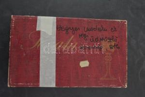 Egy doboz főleg MODERN képeslap vegyesen: városok és motívumok / A box of mostly modern postcards: t...