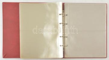 "Münz Briefe aus aller Welt" piros, plüssborítású, négygyűrűs album, 35db kettes osztású b...