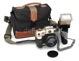 Nokina NK4040 fényképezőgép, tartozékaival, vakuval, hordtáskában, nem kipróbált / Vintage camera with flash and other accessories, untested