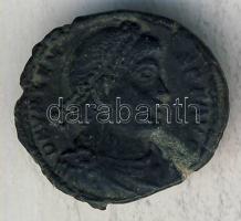 Római Császárság VALENS 364-378. Bronzpénz T:3
