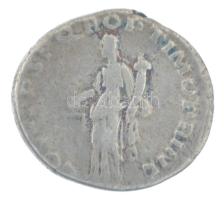 Római Birodalom / Róma / Traianus 103-111. Denarius Ag (2,70g) T:F Roman Empire / Rome / Trajan 103-...